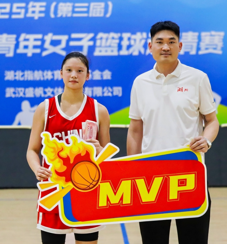 球队领袖, 未能进入, 李梦自