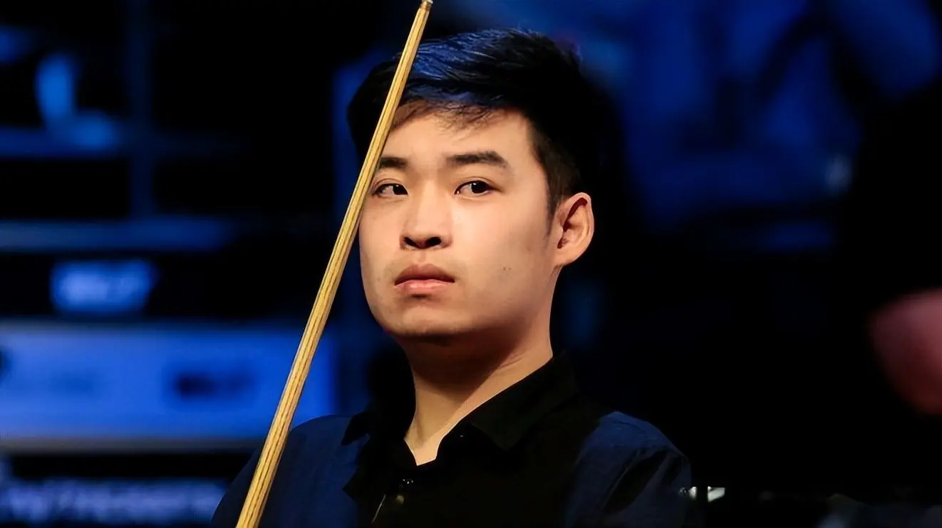 塔猜亚, 日比赛中, 国强单杆打